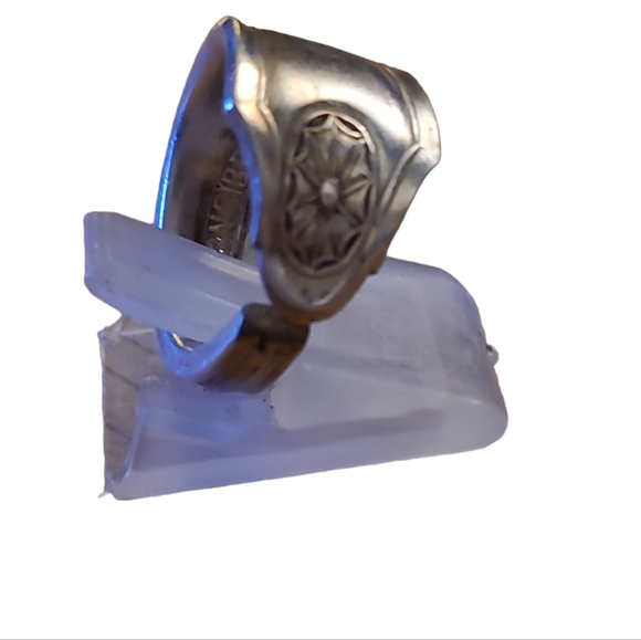 3/$30 Handmade Vintage Beautiful Spoon Ring L4 - Picture 4 of 4